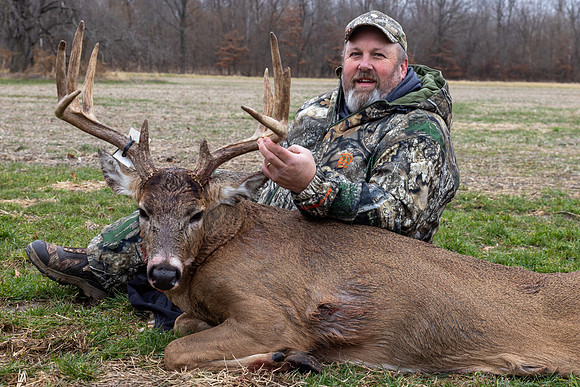 Art Helin 2023 Ill whitetail