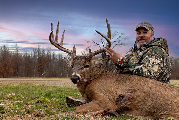 Art Helin 2023 ill buck whitetail