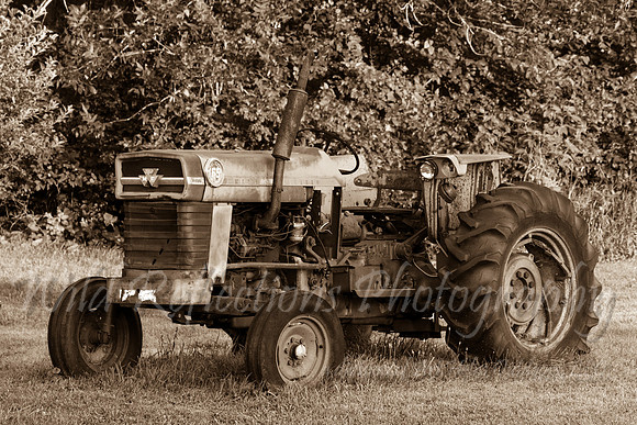 Faded Tractor